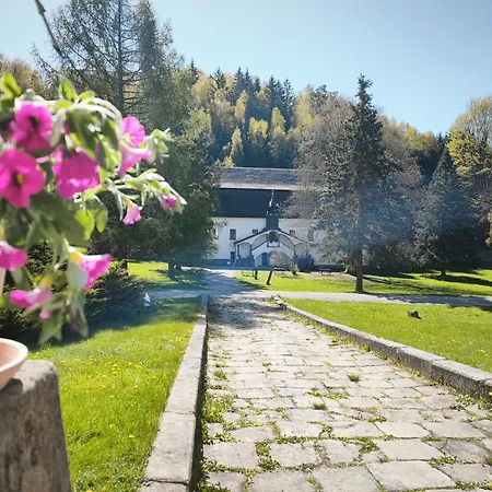 Zamecek Bischofstein Hotel Teplice nad Metuji